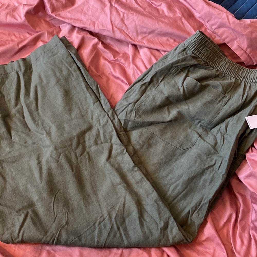 Old navy elastic waist wide leg pants. Size XL